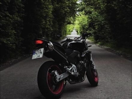 Хонда Хорнет, объемом двигателя 0.6 л и пробегом 0 тыс. км за 4000 $, фото 1 на Automoto.ua