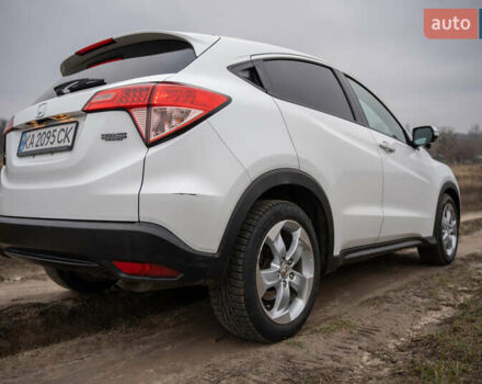 Белый Хонда ХРВ, объемом двигателя 1.8 л и пробегом 130 тыс. км за 15000 $, фото 8 на Automoto.ua