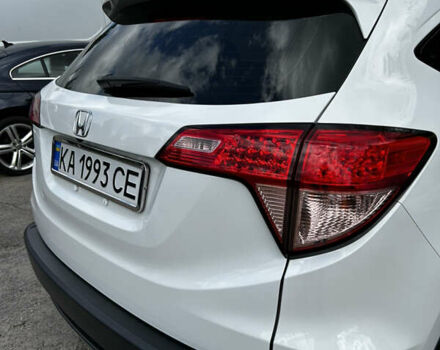 Белый Хонда ХРВ, объемом двигателя 1.8 л и пробегом 85 тыс. км за 18500 $, фото 3 на Automoto.ua