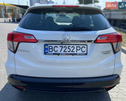 Белый Хонда ХРВ, объемом двигателя 1.8 л и пробегом 130 тыс. км за 17500 $, фото 3 на Automoto.ua