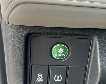 Белый Хонда ХРВ, объемом двигателя 1.8 л и пробегом 85 тыс. км за 18500 $, фото 4 на Automoto.ua