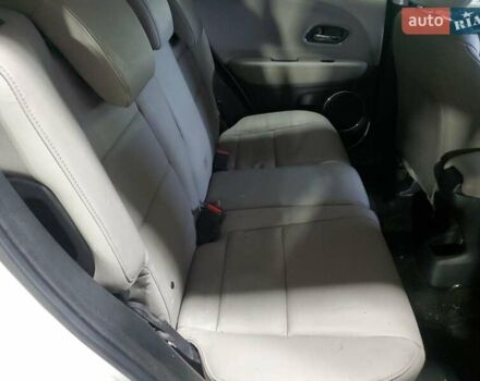 Белый Хонда ХРВ, объемом двигателя 1.8 л и пробегом 62 тыс. км за 3000 $, фото 10 на Automoto.ua