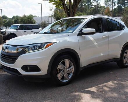 Белый Хонда ХРВ, объемом двигателя 1.8 л и пробегом 37 тыс. км за 8000 $, фото 2 на Automoto.ua