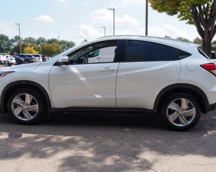 Белый Хонда ХРВ, объемом двигателя 1.8 л и пробегом 37 тыс. км за 8000 $, фото 3 на Automoto.ua