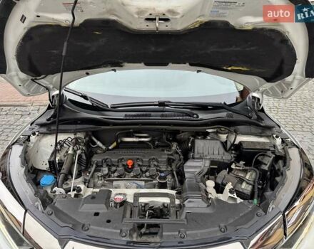 Белый Хонда ХРВ, объемом двигателя 1.8 л и пробегом 67 тыс. км за 17600 $, фото 41 на Automoto.ua