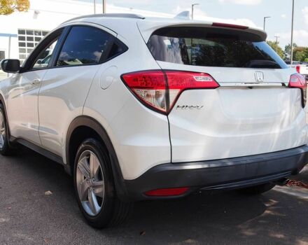 Белый Хонда ХРВ, объемом двигателя 1.8 л и пробегом 37 тыс. км за 8000 $, фото 6 на Automoto.ua