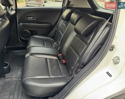 Белый Хонда ХРВ, объемом двигателя 1.8 л и пробегом 67 тыс. км за 17600 $, фото 24 на Automoto.ua