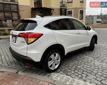 Белый Хонда ХРВ, объемом двигателя 1.8 л и пробегом 67 тыс. км за 17600 $, фото 6 на Automoto.ua