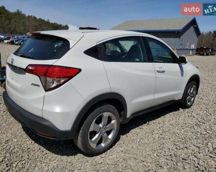 Белый Хонда ХРВ, объемом двигателя 1.8 л и пробегом 60 тыс. км за 3000 $, фото 2 на Automoto.ua