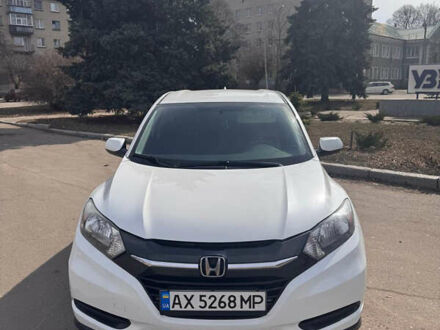 Хонда ХРВ 2017 в Лозовой на Automoto.ua Белый Хонда ХРВ, объемом двигателя 1.8 л и пробегом 100 тыс. км за 14100 $, фото 1 на Automoto.ua