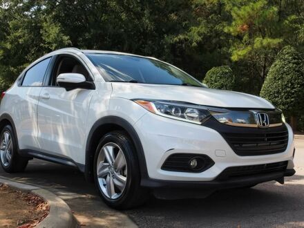 Белый Хонда ХРВ, объемом двигателя 1.8 л и пробегом 37 тыс. км за 8000 $, фото 1 на Automoto.ua