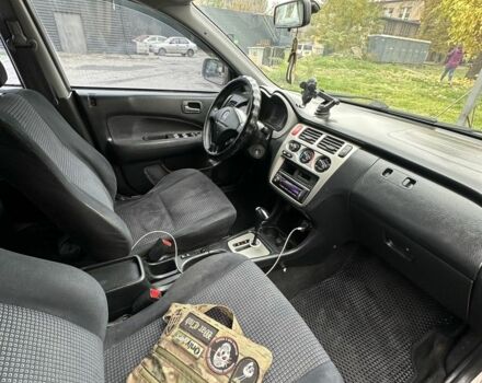 Бежевый Хонда ХРВ, объемом двигателя 1.6 л и пробегом 250 тыс. км за 4300 $, фото 5 на Automoto.ua