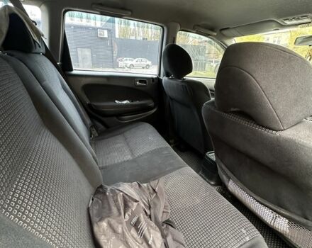 Бежевый Хонда ХРВ, объемом двигателя 1.6 л и пробегом 250 тыс. км за 4300 $, фото 6 на Automoto.ua