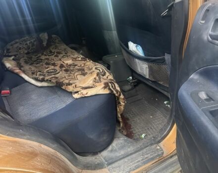 Черный Хонда ХРВ, объемом двигателя 1.6 л и пробегом 250 тыс. км за 1550 $, фото 6 на Automoto.ua