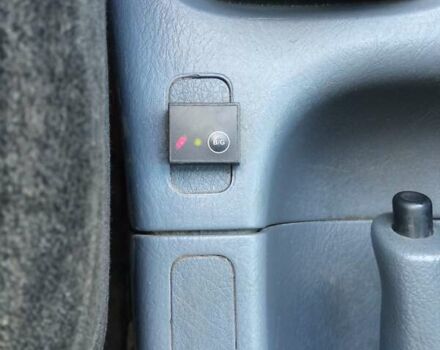 Черный Хонда ХРВ, объемом двигателя 1.6 л и пробегом 391 тыс. км за 3200 $, фото 16 на Automoto.ua