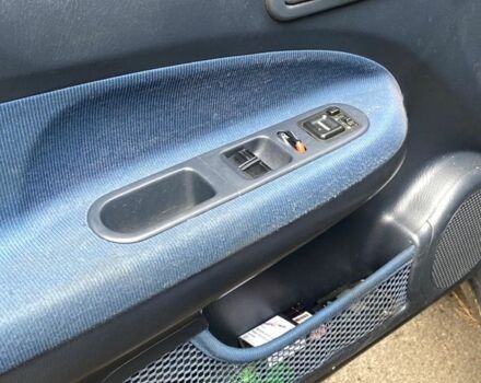 Черный Хонда ХРВ, объемом двигателя 1.6 л и пробегом 240 тыс. км за 2900 $, фото 10 на Automoto.ua