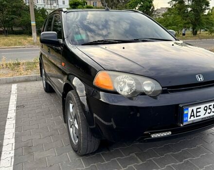 Черный Хонда ХРВ, объемом двигателя 1.6 л и пробегом 300 тыс. км за 5500 $, фото 1 на Automoto.ua