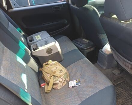 Черный Хонда ХРВ, объемом двигателя 1.6 л и пробегом 360 тыс. км за 1900 $, фото 5 на Automoto.ua