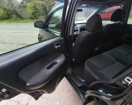 Черный Хонда ХРВ, объемом двигателя 1.6 л и пробегом 262 тыс. км за 5300 $, фото 6 на Automoto.ua