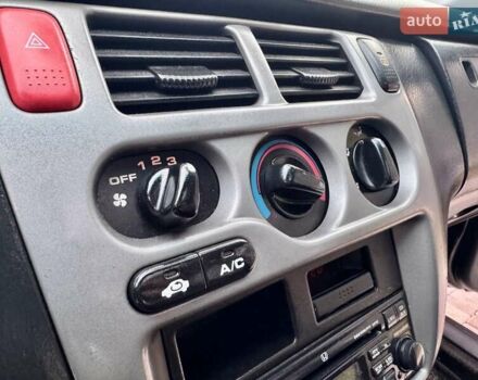 Черный Хонда ХРВ, объемом двигателя 1.6 л и пробегом 289 тыс. км за 6400 $, фото 40 на Automoto.ua