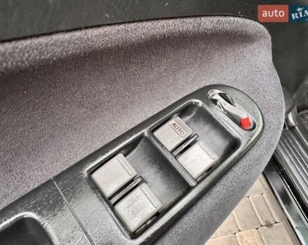 Черный Хонда ХРВ, объемом двигателя 1.6 л и пробегом 289 тыс. км за 6400 $, фото 32 на Automoto.ua