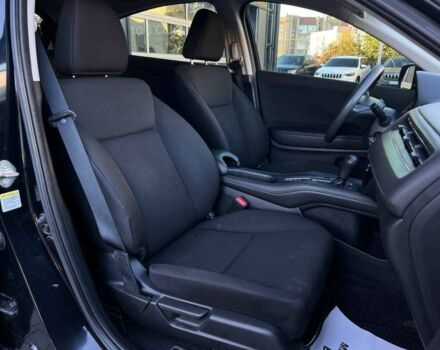 Черный Хонда ХРВ, объемом двигателя 1.8 л и пробегом 113 тыс. км за 12500 $, фото 7 на Automoto.ua