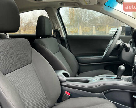 Черный Хонда ХРВ, объемом двигателя 1.8 л и пробегом 175 тыс. км за 14999 $, фото 18 на Automoto.ua