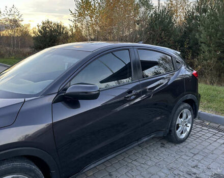 Черный Хонда ХРВ, объемом двигателя 1.8 л и пробегом 175 тыс. км за 14000 $, фото 4 на Automoto.ua