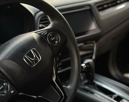 Черный Хонда ХРВ, объемом двигателя 1.8 л и пробегом 175 тыс. км за 14000 $, фото 12 на Automoto.ua