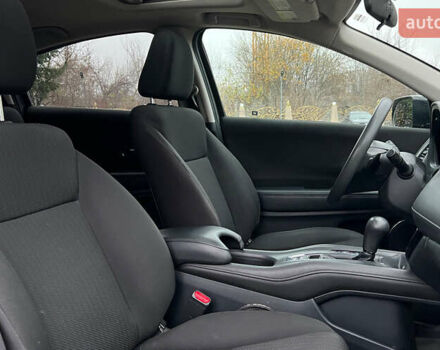 Черный Хонда ХРВ, объемом двигателя 1.8 л и пробегом 80 тыс. км за 16200 $, фото 19 на Automoto.ua