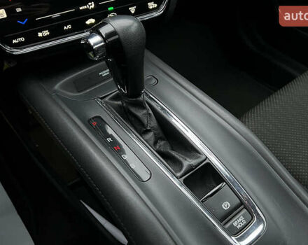 Черный Хонда ХРВ, объемом двигателя 1.8 л и пробегом 80 тыс. км за 16200 $, фото 18 на Automoto.ua