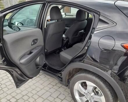 Черный Хонда ХРВ, объемом двигателя 1.8 л и пробегом 90 тыс. км за 15555 $, фото 7 на Automoto.ua