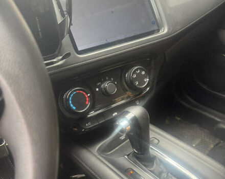 Чорний Хонда ХРВ, об'ємом двигуна 1.8 л та пробігом 68 тис. км за 15600 $, фото 5 на Automoto.ua