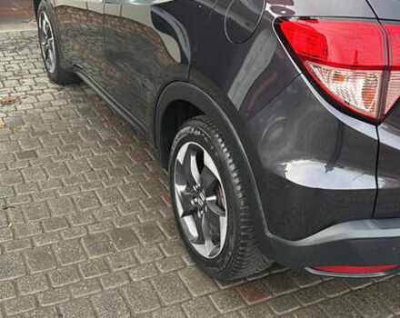 Черный Хонда ХРВ, объемом двигателя 1.8 л и пробегом 200 тыс. км за 14700 $, фото 3 на Automoto.ua