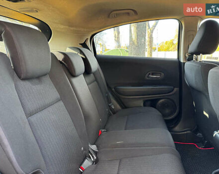 Черный Хонда ХРВ, объемом двигателя 1.8 л и пробегом 92 тыс. км за 16640 $, фото 18 на Automoto.ua