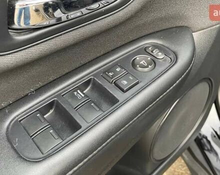 Черный Хонда ХРВ, объемом двигателя 1.8 л и пробегом 86 тыс. км за 16990 $, фото 12 на Automoto.ua