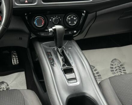 Чорний Хонда ХРВ, об'ємом двигуна 1.8 л та пробігом 94 тис. км за 16999 $, фото 21 на Automoto.ua