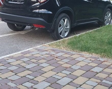 Черный Хонда ХРВ, объемом двигателя 1.8 л и пробегом 17 тыс. км за 19499 $, фото 4 на Automoto.ua