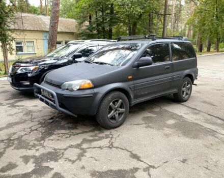 Черный Хонда ХРВ, объемом двигателя 1.6 л и пробегом 240 тыс. км за 2900 $, фото 1 на Automoto.ua