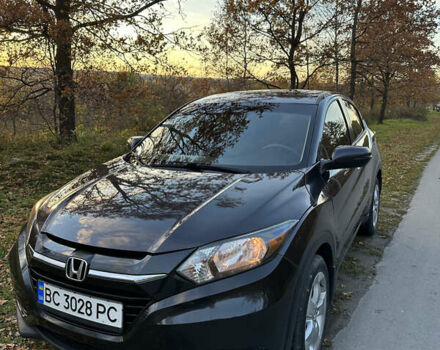 Черный Хонда ХРВ, объемом двигателя 1.8 л и пробегом 175 тыс. км за 14000 $, фото 1 на Automoto.ua