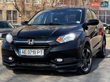 Хонда ХРВ 2017 у Дніпро (Дніпропетровську) на Automoto.ua Чорний Хонда ХРВ, об'ємом двигуна 1.8 л та пробігом 107 тис. км за 16900 $, фото 1 на Automoto.ua