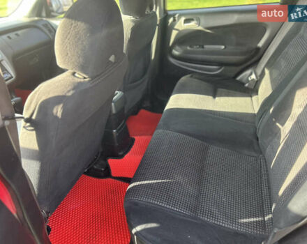 Красный Хонда ХРВ, объемом двигателя 1.6 л и пробегом 206 тыс. км за 4400 $, фото 6 на Automoto.ua