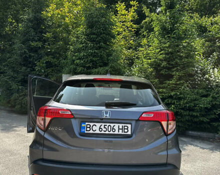 Хонда ХРВ, объемом двигателя 1.8 л и пробегом 53 тыс. км за 15000 $, фото 9 на Automoto.ua