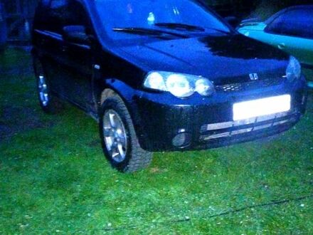 Хонда ХРВ 2002 в Киеве на Automoto.ua Хонда ХРВ, объемом двигателя 16 л и пробегом 350 тыс. км за 5000 $, фото 1 на Automoto.ua