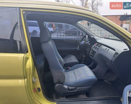 Желтый Хонда ХРВ, объемом двигателя 1.59 л и пробегом 217 тыс. км за 4500 $, фото 26 на Automoto.ua
