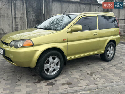 Желтый Хонда ХРВ, объемом двигателя 1.59 л и пробегом 217 тыс. км за 4500 $, фото 1 на Automoto.ua