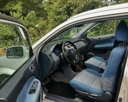 Серый Хонда ХРВ, объемом двигателя 1.6 л и пробегом 210 тыс. км за 6000 $, фото 13 на Automoto.ua