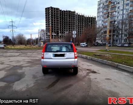 Серый Хонда ХРВ, объемом двигателя 1.6 л и пробегом 270 тыс. км за 5800 $, фото 3 на Automoto.ua
