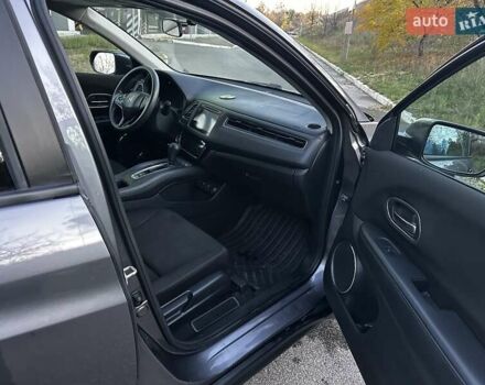 Серый Хонда ХРВ, объемом двигателя 1.8 л и пробегом 135 тыс. км за 14700 $, фото 25 на Automoto.ua