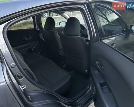 Серый Хонда ХРВ, объемом двигателя 1.8 л и пробегом 135 тыс. км за 14700 $, фото 27 на Automoto.ua